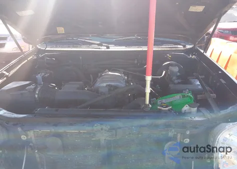 2003 Toyota Tundra Sr5 V8 z USA, uszkodzony, nr VIN 5TBRT34143S348140